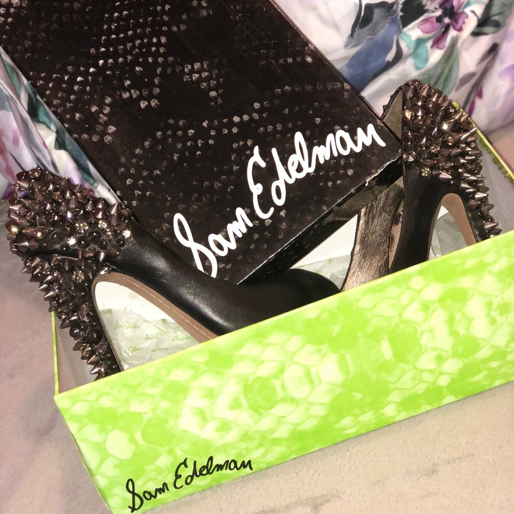 Sam Edelman Peep toe heels